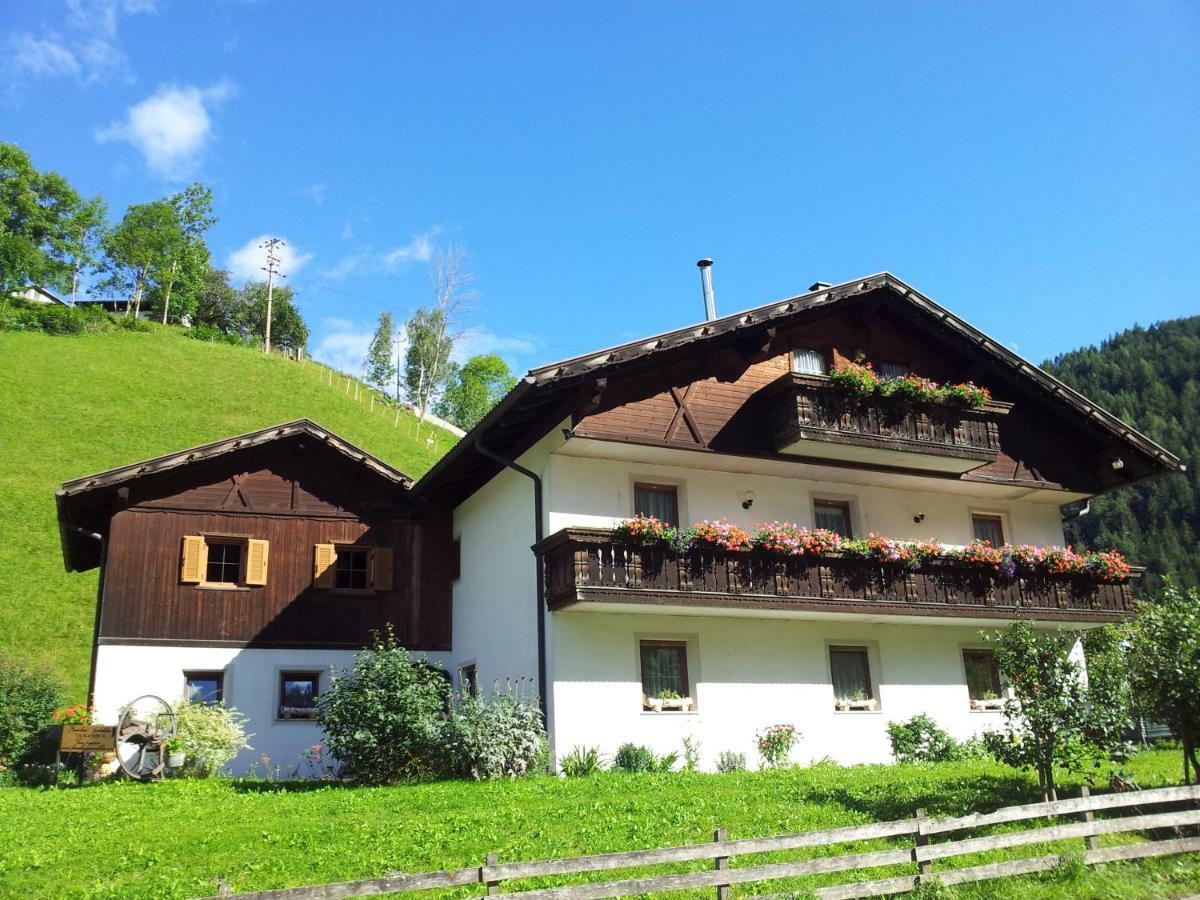 Ferienhaus-Gruenfelder Luson Exterior foto